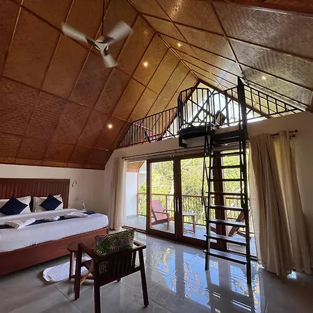 Lush Acres Villa Thekkady Exterior photo
