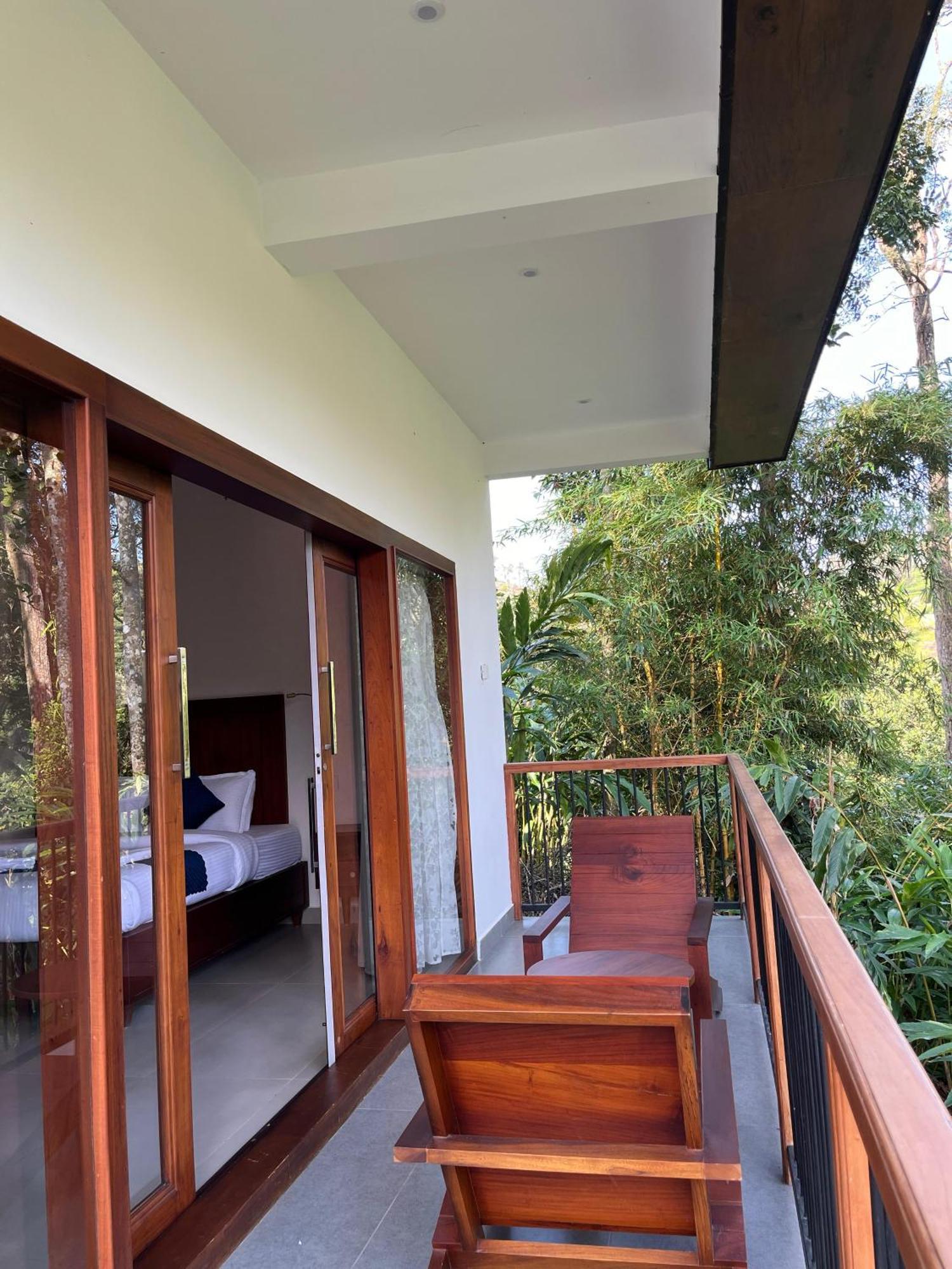 Lush Acres * Thekkady