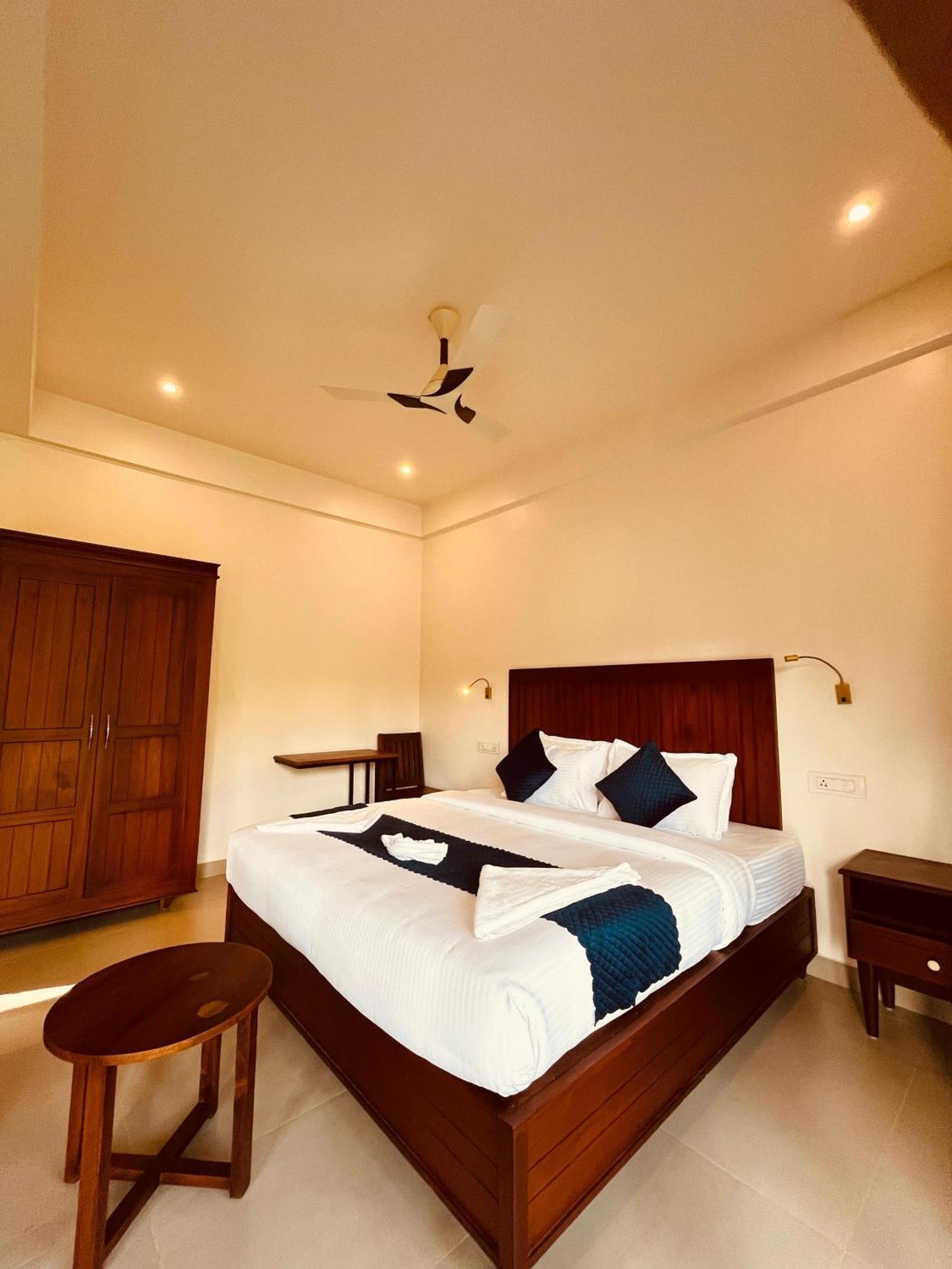 Lush Acres Farm stay