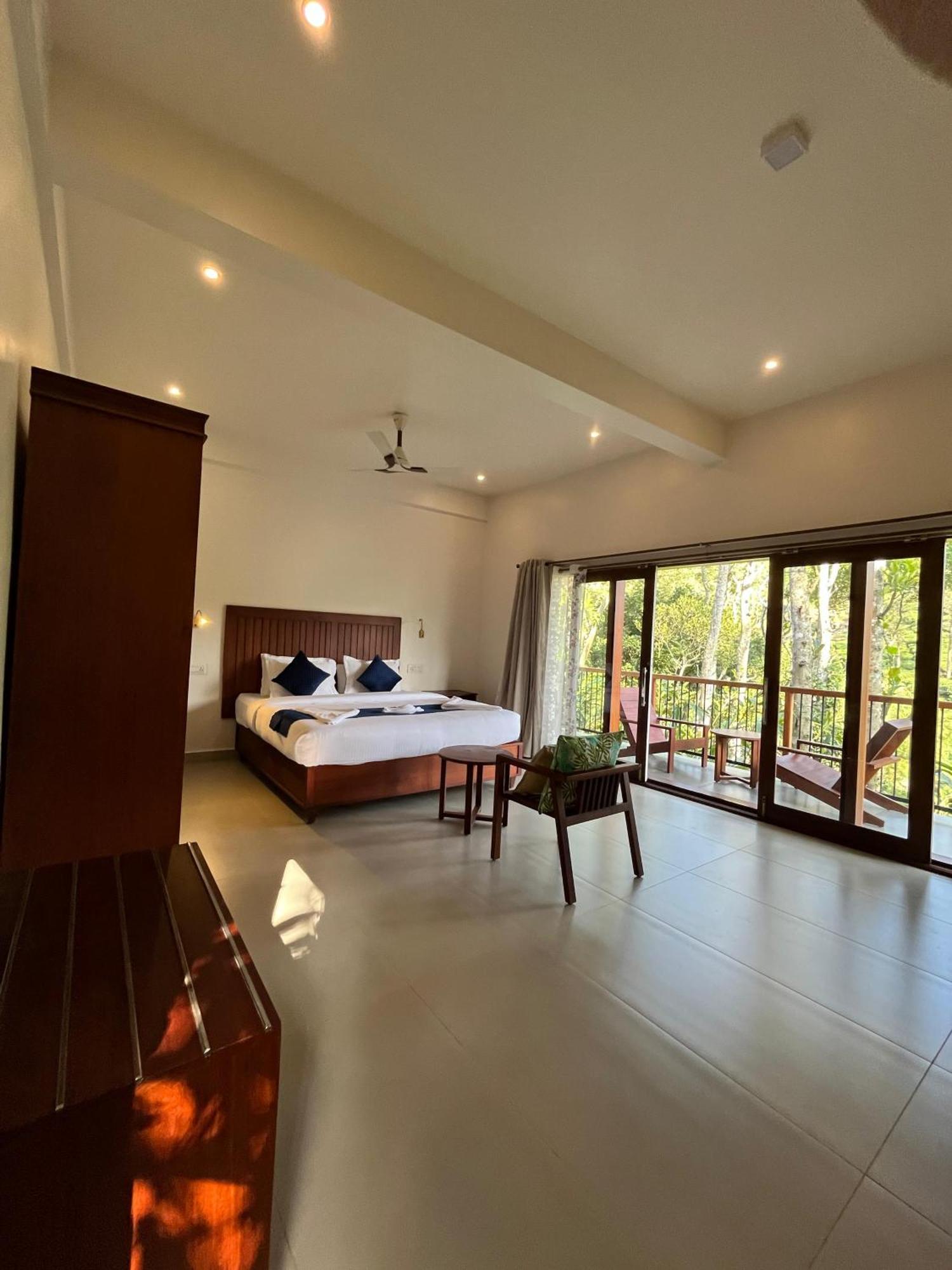 Lush Acres Farm stay